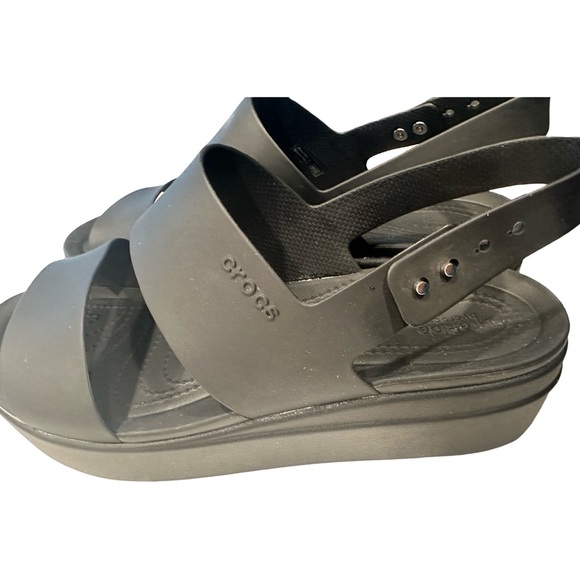 Crocs Brooklyn Low Wedge Sandals Black Women's Sandals size 11W - Picture 5 of 7